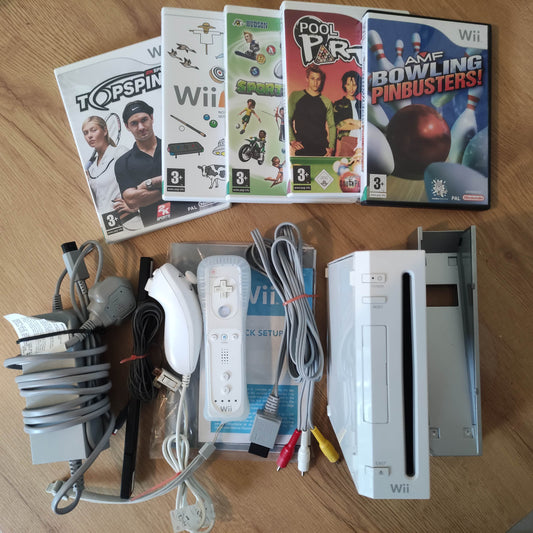 Nintendo Wii + 5 Games