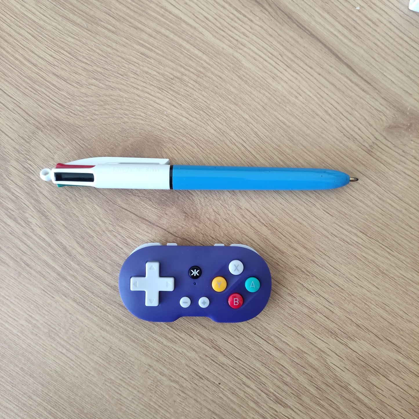 CRKD Atom keychain controller (New)Nintendo® Switch™, PC/Mac, Mobile/Tablet