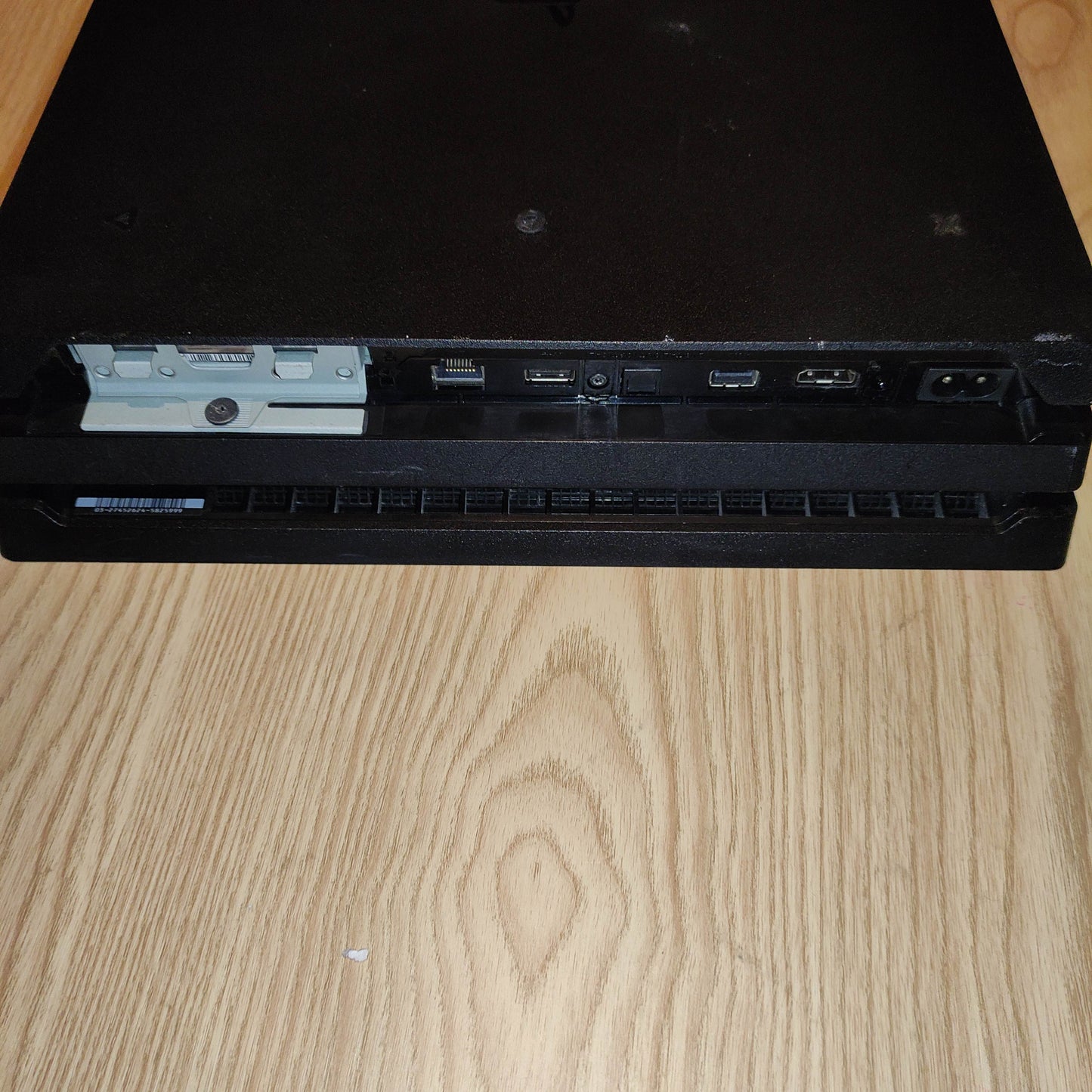 Playstation 4 Pro (1Tb) - 8-Bit Exchange (8BitX)