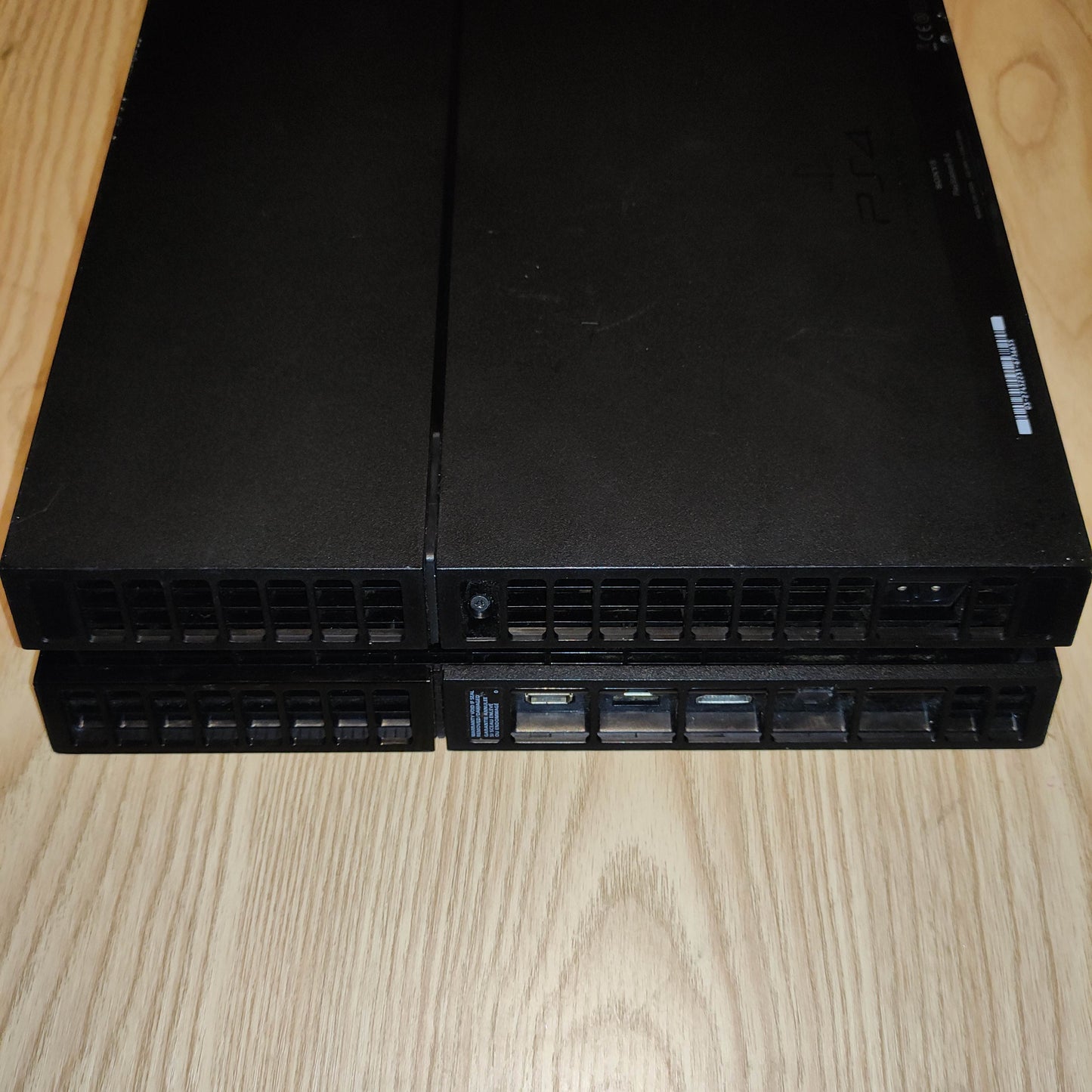 Playstation 4 - 8-Bit Exchange (8BitX)