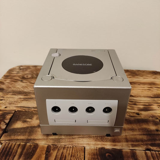 Nintendo Gamecube, Silver. - 8-Bit Exchange (8BitX)