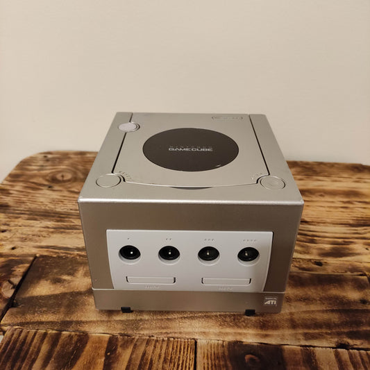 Nintendo Gamecube, Silver.