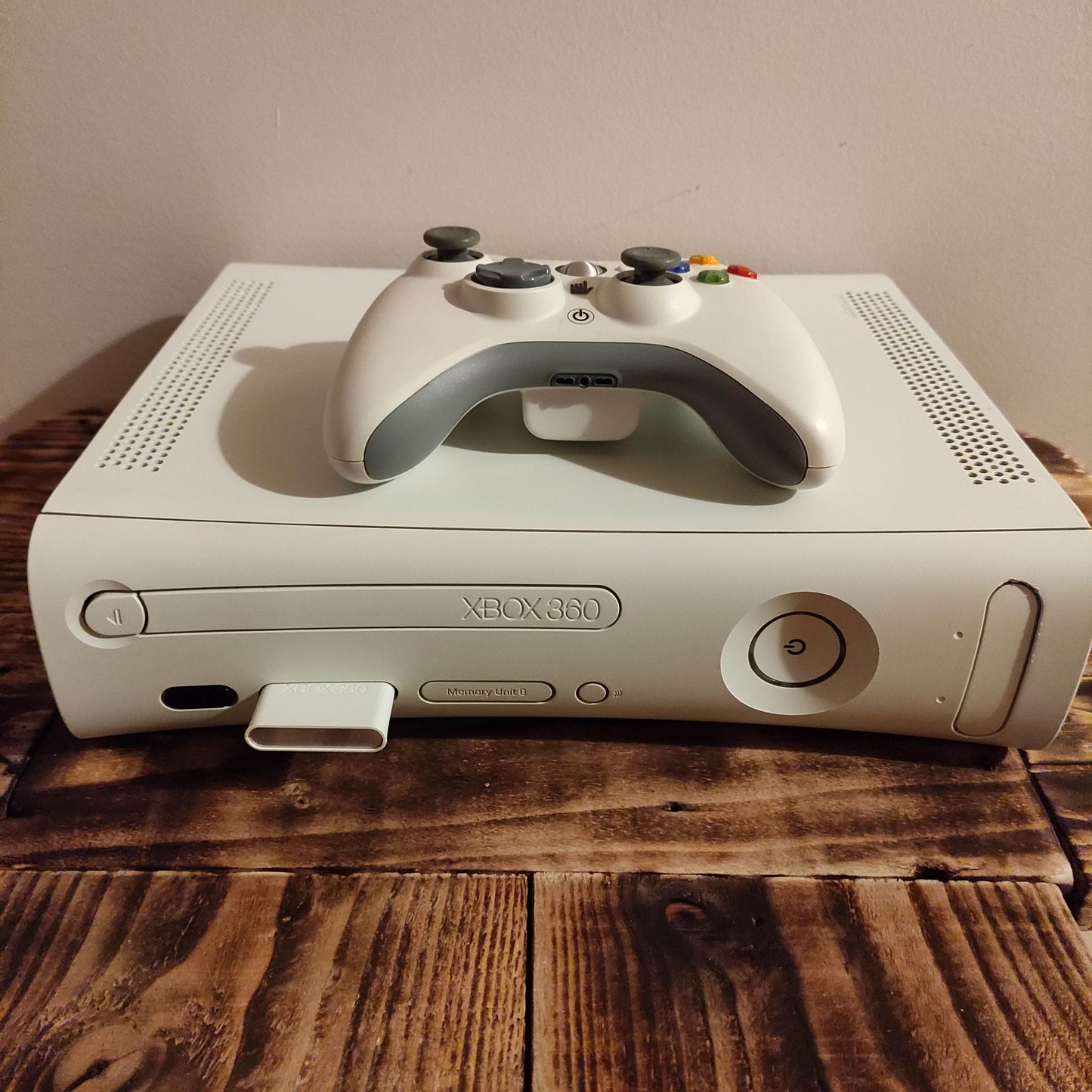 XBox 360 Console (White) - 8-Bit Exchange (8BitX)