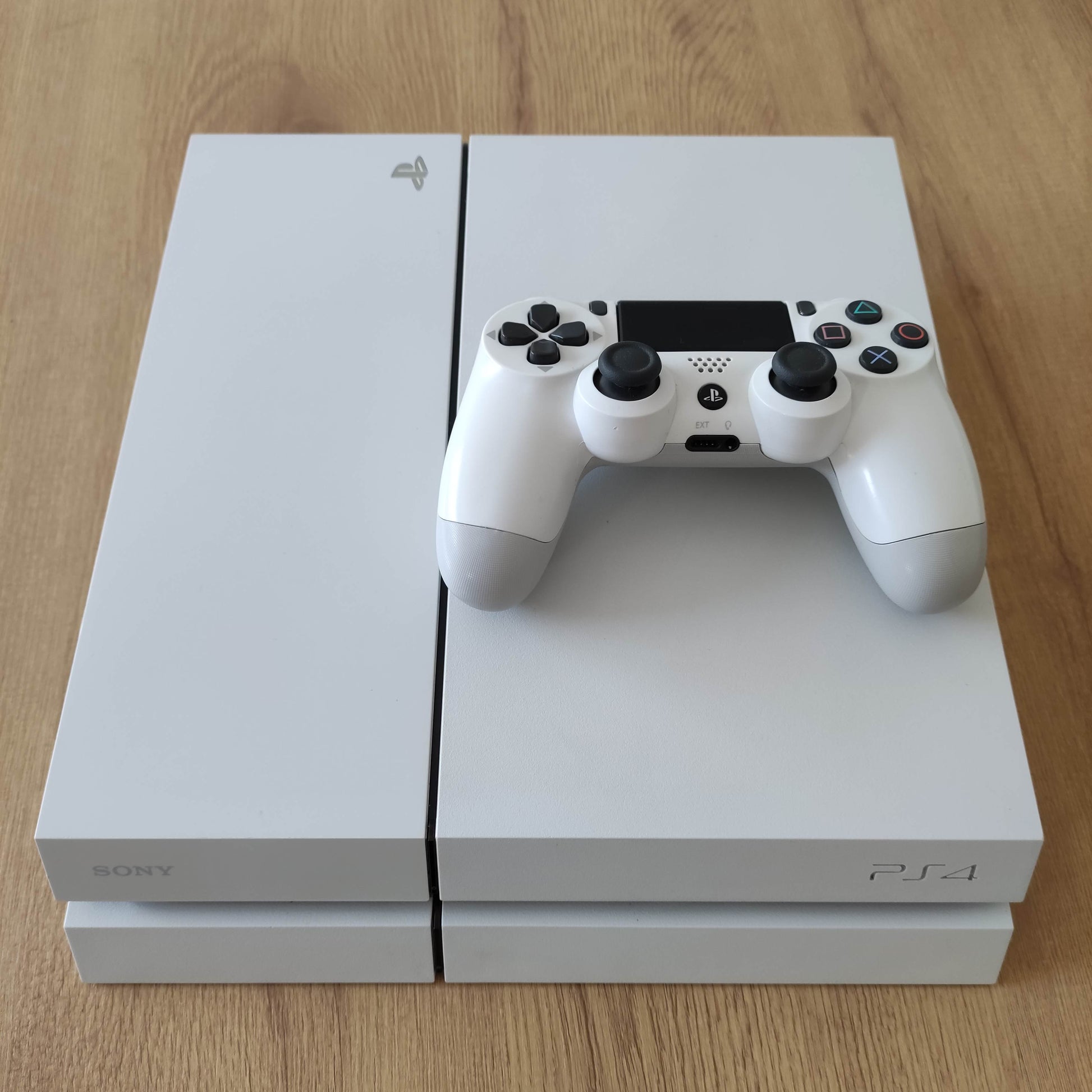Playstation 4 (White) 500Gb - 8-Bit Exchange (8BitX)