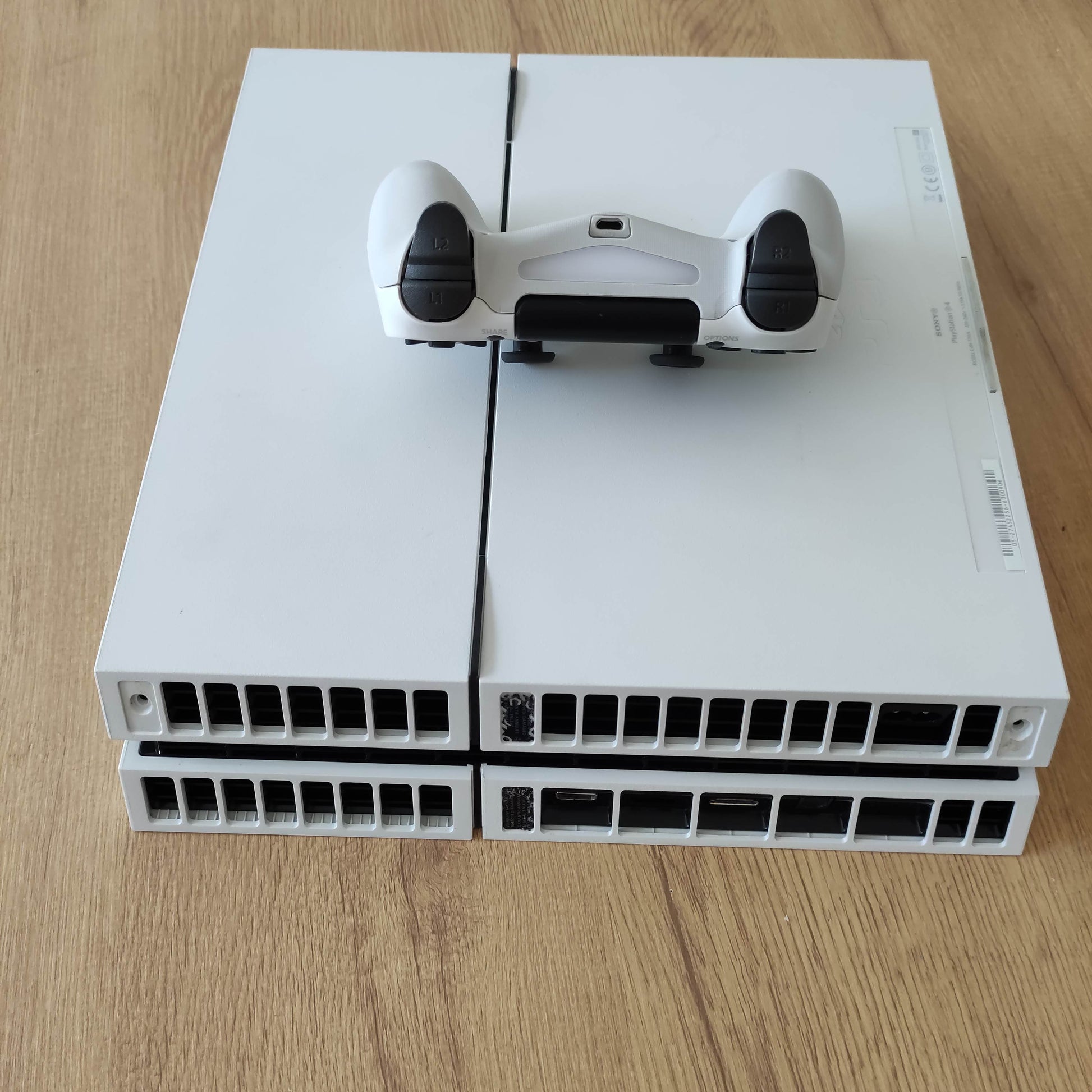 Playstation 4 (White) 500Gb - 8-Bit Exchange (8BitX)